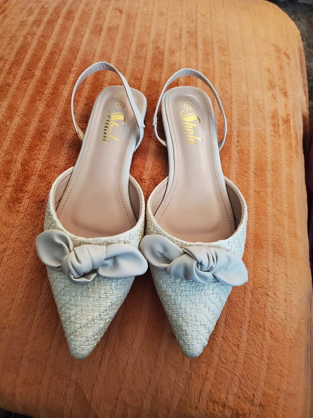 SHEIN Cream Woven Pointed-Toe Slingback Mules with Bow Accent